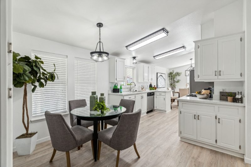We List Mobile Homes project in Plymouth